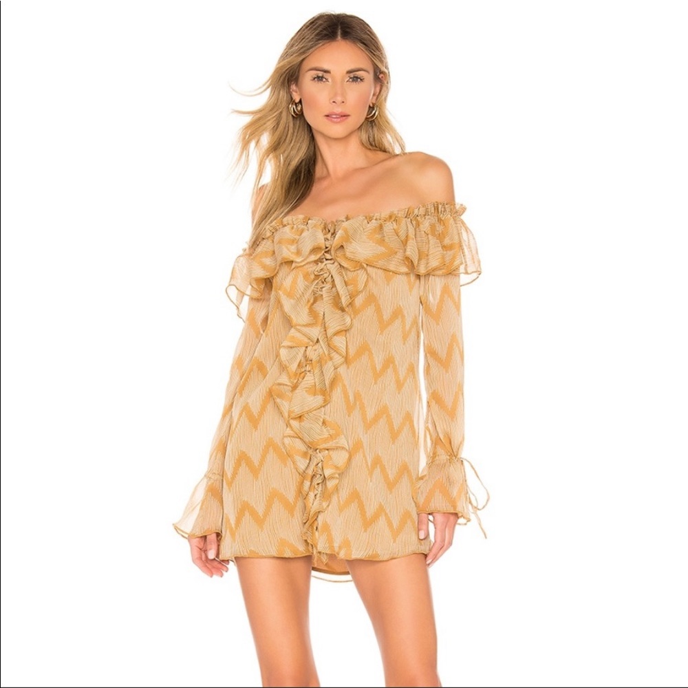 House of Harlow tan & white off the shoulder dress